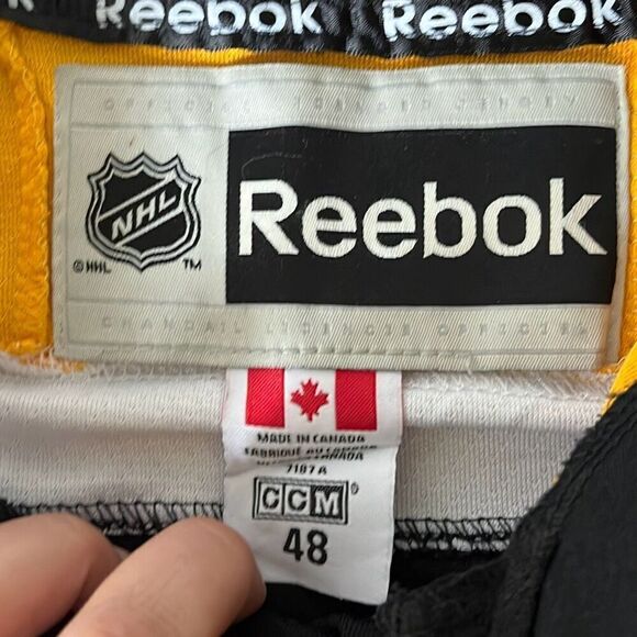 Reebok Premier NHL Jersey Boston Bruins Dougie Hamilton #27 Black - Picture 5 of 13